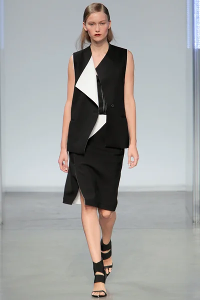 Look 33